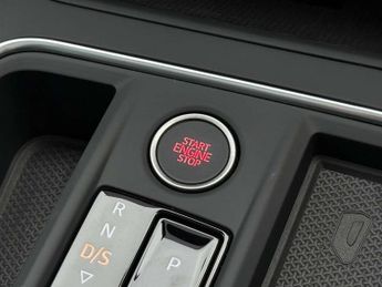 SEAT Leon 2.0 TDI EVO 150 FR Black Edition 5dr DSG [DAP]