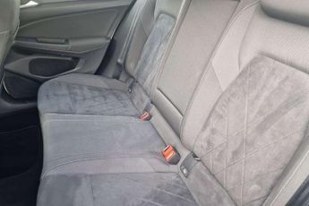 Volkswagen Golf 1.5 eTSI 150 Style 5dr DSG
