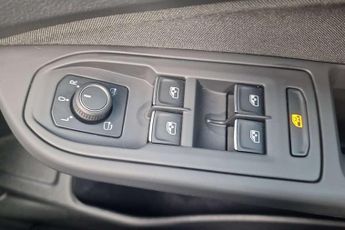 Volkswagen Golf 1.5 eTSI 150 Style 5dr DSG