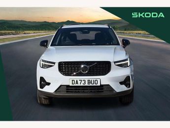 Volvo XC40 2.0 B3P Plus Dark 5dr Auto