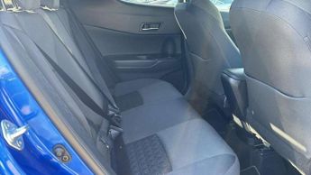 Toyota C-HR 1.8 Hybrid Design 5dr CVT