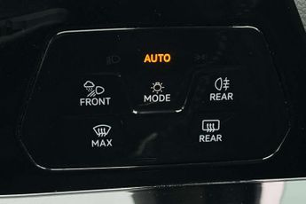 Volkswagen Golf 1.4 TSI eHybrid Style 5dr DSG