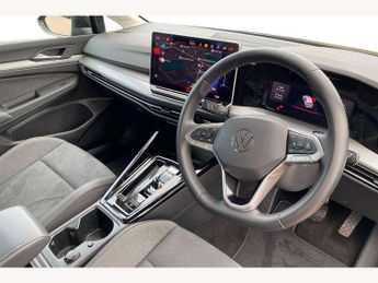 Volkswagen Golf 1.5 eTSI 150 Style 5dr DSG