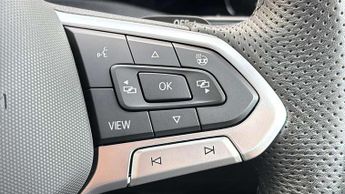 Volkswagen Golf 1.5 eTSI 150 Black Edition 5dr DSG