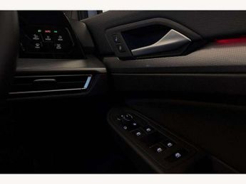 Volkswagen Golf 1.5 eTSI 150 Style 5dr DSG