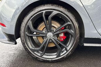 Volkswagen Golf 2.0 TSI 290 GTI TCR 5dr DSG