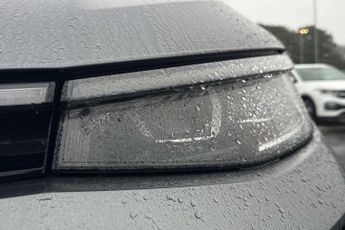 Volkswagen Passat 1.5 TSI eHybrid 272 R-Line 5dr DSG