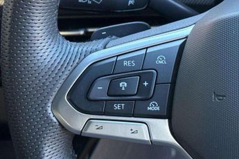 Volkswagen Golf 2.0 TDI 150 R-Line 5dr DSG
