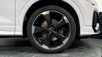 Audi Q2 35 TFSI Black Edition 5dr S Tronic