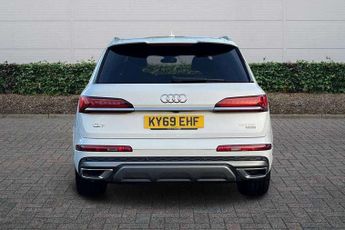 Audi Q7 50 TDI Quattro S Line 5dr Tiptronic