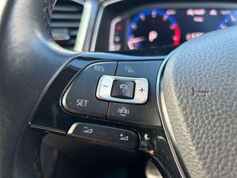 Volkswagen T-Roc 1.5 TSI EVO SEL 5dr DSG