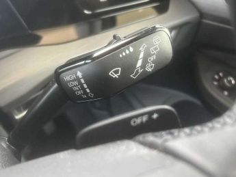 Volkswagen Golf 1.5 eTSI 150 Style 5dr DSG