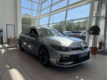 Volkswagen Passat 1.5 eTSI R-Line 5dr DSG