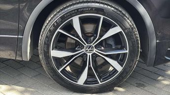 Volkswagen Tiguan 2.0 TDI 200 4Motion R-Line 5dr DSG