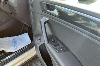 Volkswagen Tiguan 2.0 TDI Elegance 5dr DSG