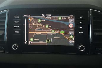 Skoda Karoq 1.5 TSI Design Edition 5dr DSG
