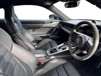 Porsche 911 S 2dr PDK
