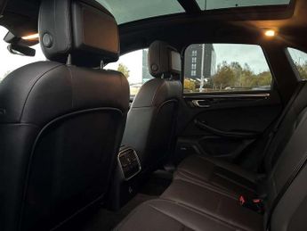 Porsche Macan S 5dr PDK