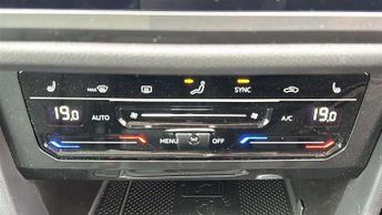 Volkswagen Tiguan 2.0 TDI 4Motion Elegance 5dr DSG