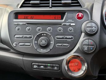 Honda Jazz 1.4 i-VTEC ES Plus 5dr CVT