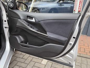 Honda Civic 1.8 i-VTEC SE Plus 5dr Auto