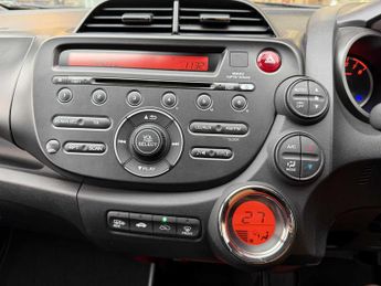 Honda Jazz 1.4 i-VTEC ES Plus 5dr CVT