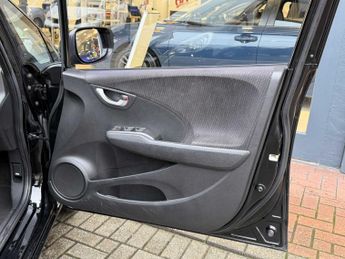 Honda Jazz 1.4 i-VTEC ES Plus 5dr CVT