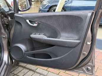 Honda Jazz 1.4 i-VTEC ES Plus 5dr CVT