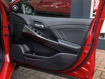 Honda CIVIC 1.8 i-VTEC SR 5dr Auto [DASP]