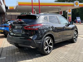 Nissan QASHQAI 1.2 DiG-T Tekna 5dr Xtronic