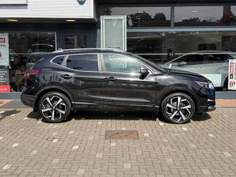 Nissan QASHQAI 1.2 DiG-T Tekna 5dr Xtronic