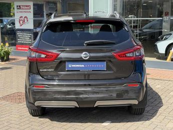 Nissan QASHQAI 1.2 DiG-T Tekna 5dr Xtronic
