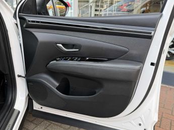 Hyundai TUCSON 1.6 TGDi Plug-in Hybrid Ultimate 5dr 4WD Auto