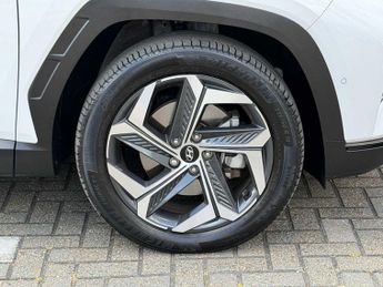 Hyundai TUCSON 1.6 TGDi Plug-in Hybrid Ultimate 5dr 4WD Auto