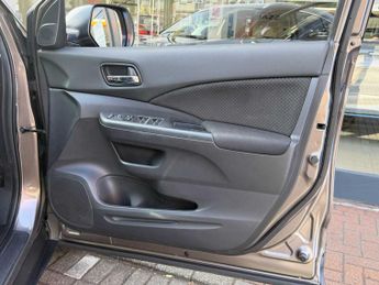 Honda CR-V 2.0 i-VTEC SE Plus 5dr Auto [Nav]