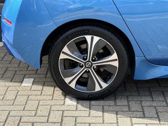 Nissan LEAF 110kW N-Connecta 40kWh 5dr Auto