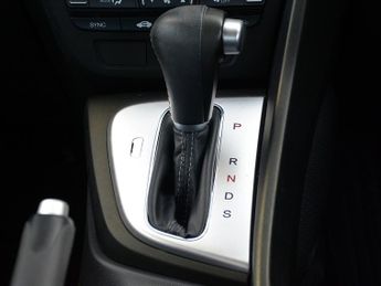 Honda Civic Civic i-VTec ES Auto