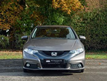 Honda Civic Civic i-VTec ES Auto