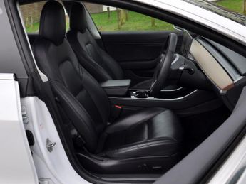 Tesla Model 3 ModeL 3 Performance AWD