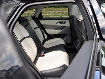Land Rover Range Rover Velar Range Rover Velar HSE D240 Auto