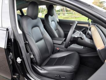 Tesla Model 3 ModeL 3 Performance AWD