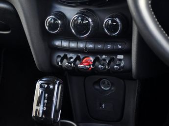 Mini Hatch Cooper Exclusive Auto