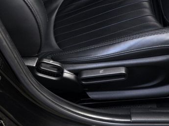 Mini Hatch Cooper Exclusive Auto