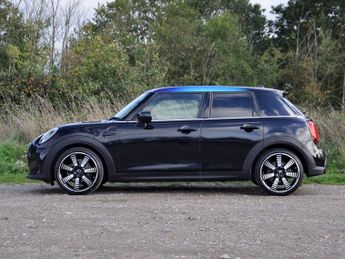 Mini Hatch Cooper Exclusive Auto