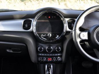 Mini Hatch Cooper Exclusive Auto