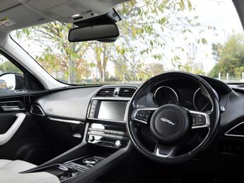 Jaguar F-pace F-Pace Prestige AWD D Auto
