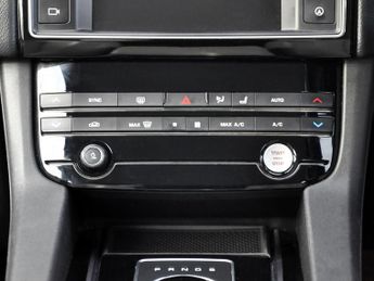 Jaguar F-pace F-Pace Prestige AWD D Auto