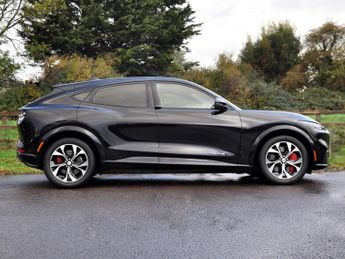 Ford Mustang Mach-e Mustang Mach-E Extended-Range AWD