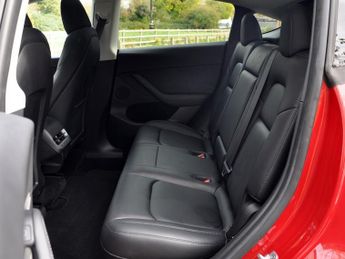 Tesla Model Y ModeL Y Long Range AWD