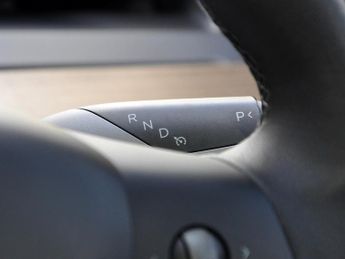 Tesla Model Y ModeL Y Long Range AWD